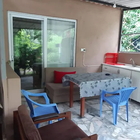 Oezlem Ξενοδοχείο με διαμερίσματα *